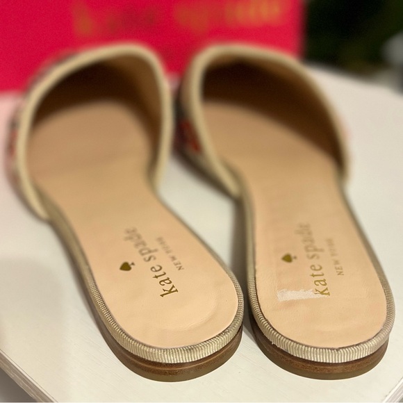 KATE SPADE MONTECLAIR EMBROIDERED SLIDE ON MULES - WOMEN’S SIZE 8 - Picture 3 of 7